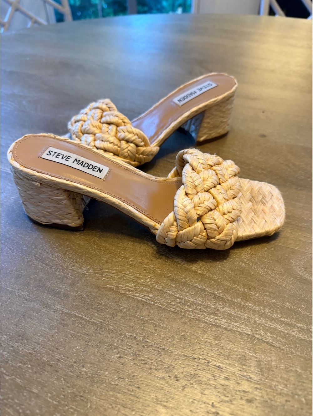 Steve Madden Niah Raffia Sandals Size 6.5  Tan Boho Block Heel Comfortable
